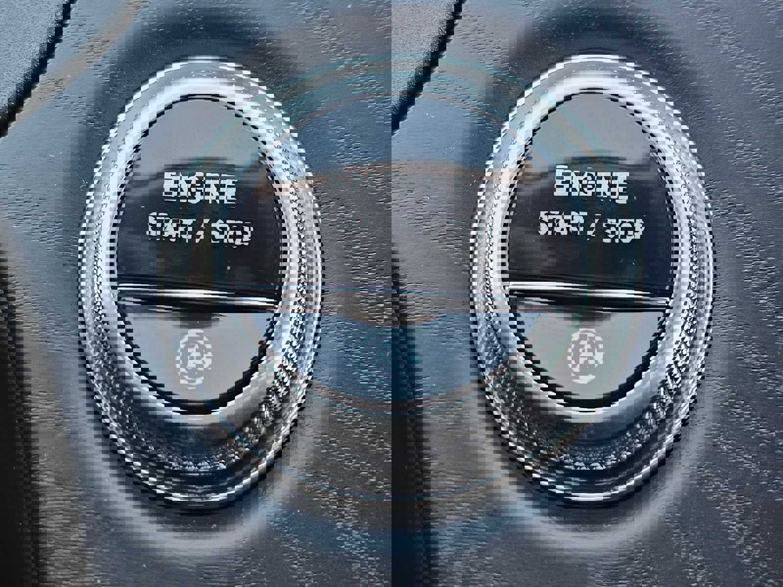 Used 2025 Mercedes-Benz E 450 4MATIC Sedan image 29