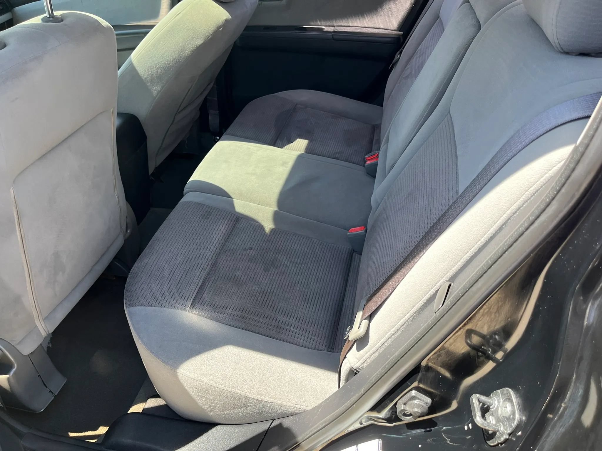 Used 2011 Nissan Sentra 2.0 SR w/ Special Edition Pkg FWD image 13
