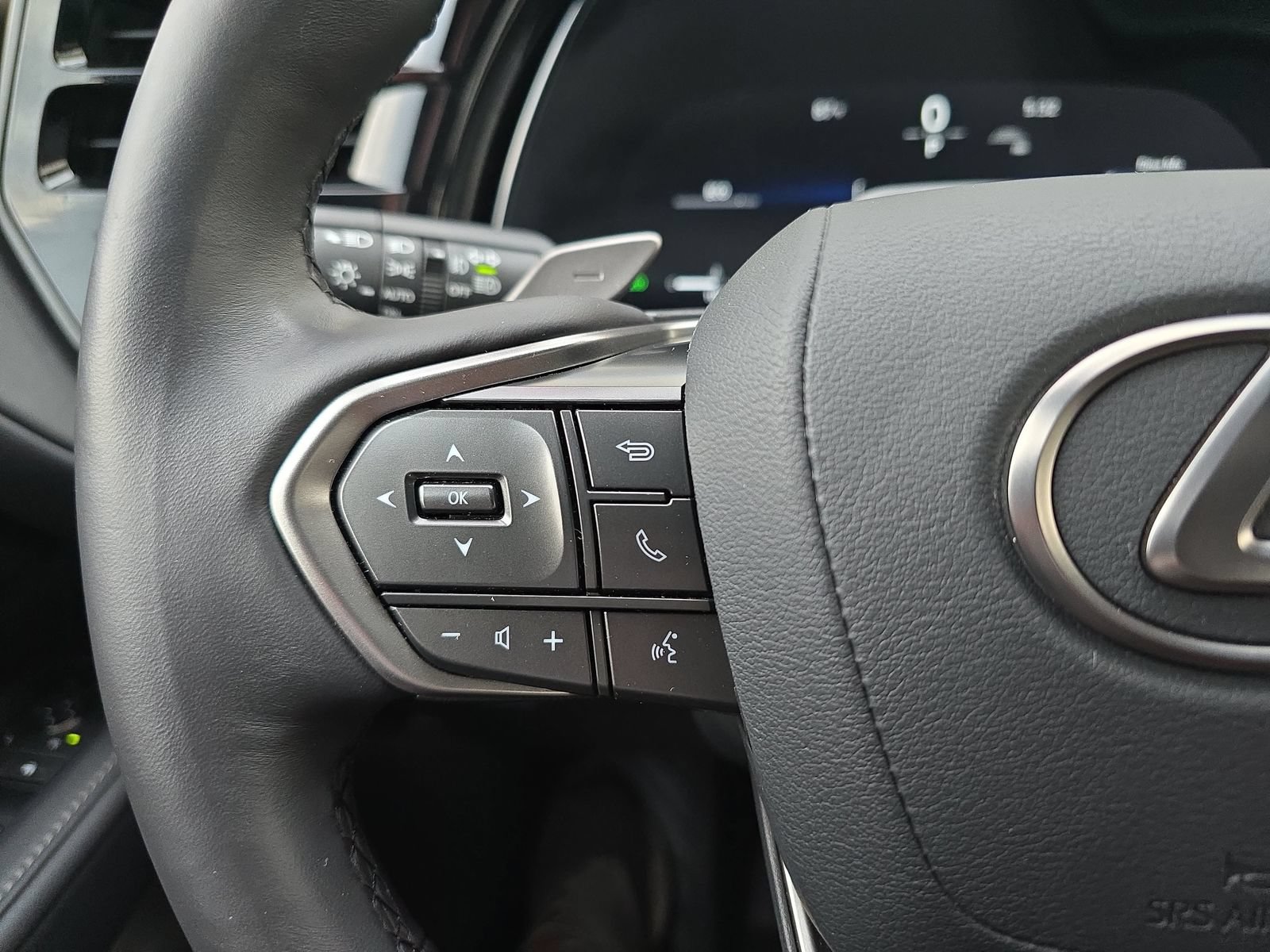 Used 2025 Lexus TX 350 AWD w/ Technology Package image 21