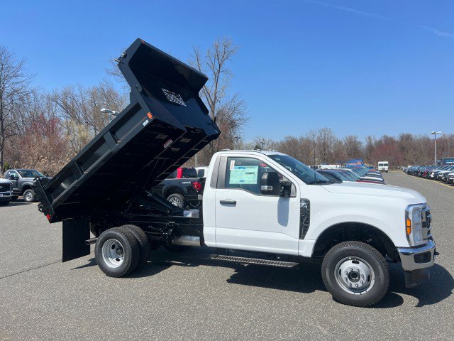 New 2026 Ford F350 XL w/ XL Chrome Package AWD/4WD image 25