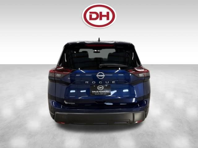 Used 2025 Nissan Rogue SV image 12