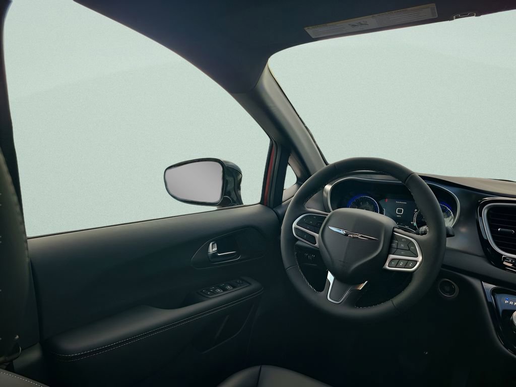 New 2026 Chrysler Voyager LX image 15