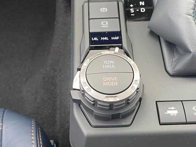 New 2026 Toyota 4Runner Limited AWD/4WD image 23