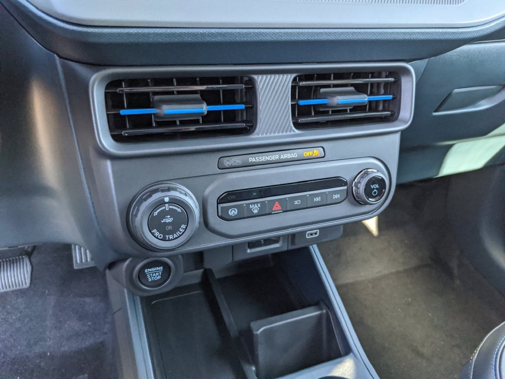 New 2026 Ford Maverick Lobo AWD/4WD image 24