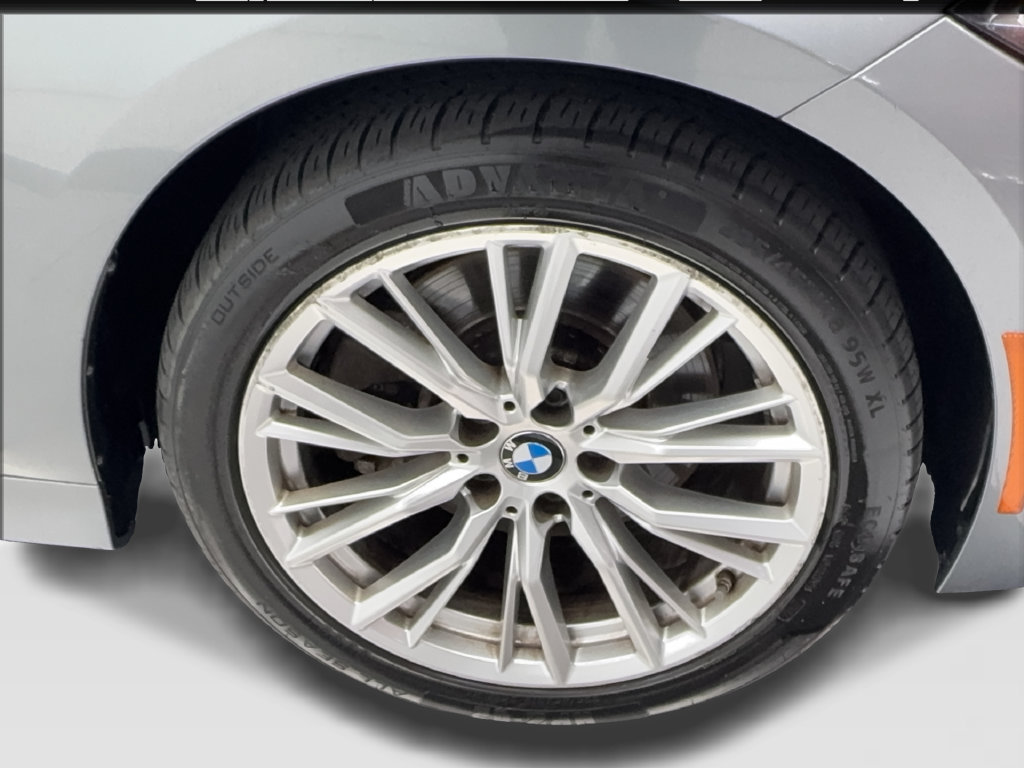 Used 2024 BMW 330i Sedan RWD image 16