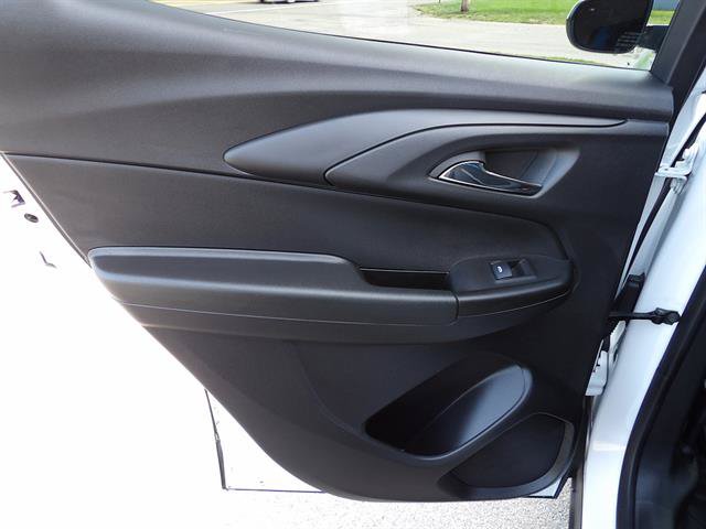 Certified 2026 Chevrolet TrailBlazer LT w/ Convenience Package FWD image 30