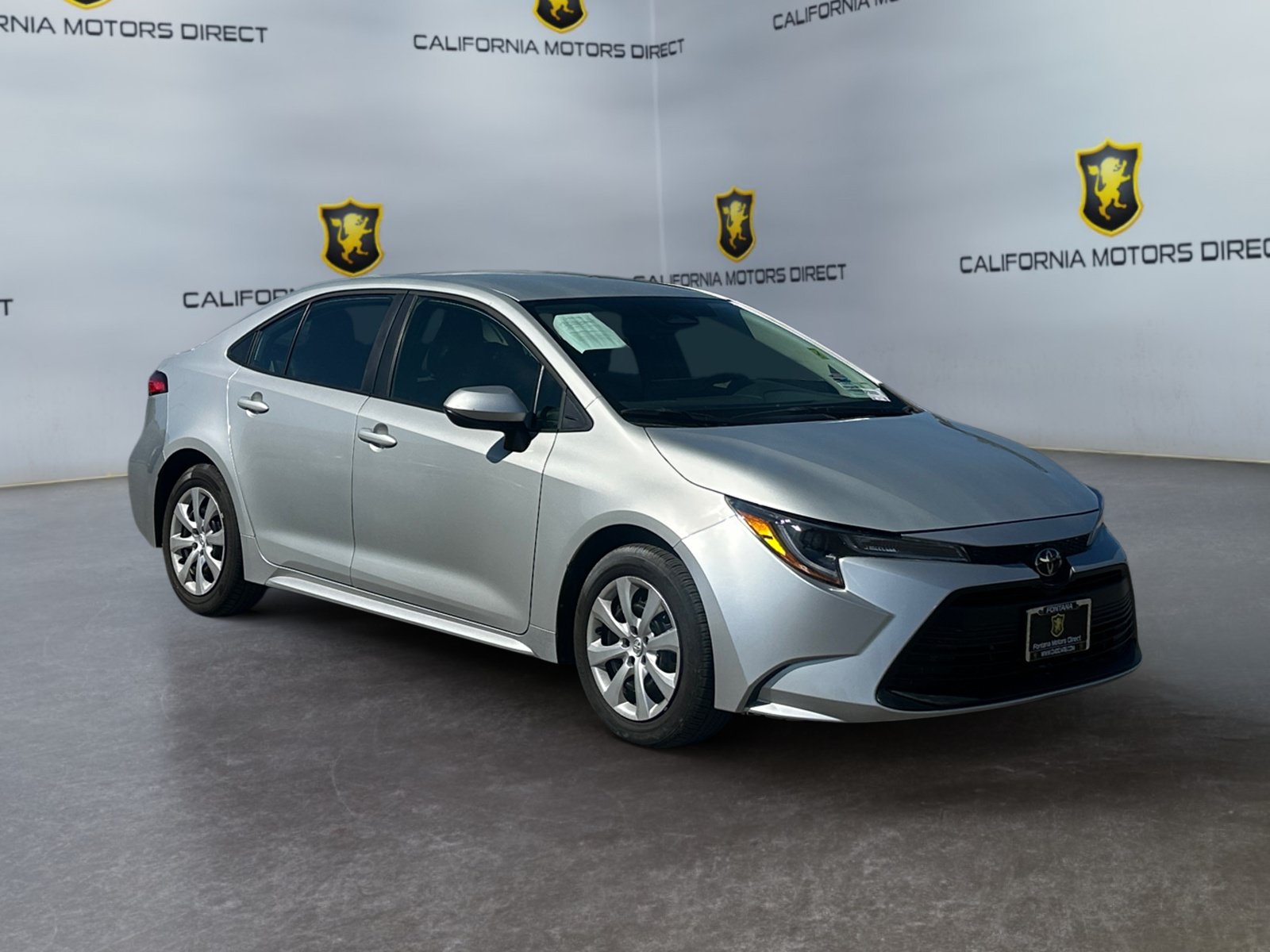 Used 2025 Toyota Corolla LE FWD image 7