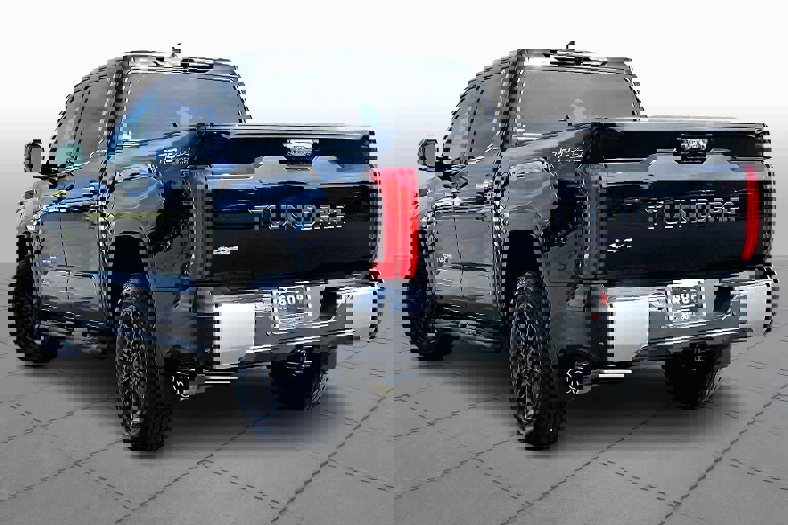 Used 2023 Toyota Tundra Limited w/ TRD Off-Road Package image 11