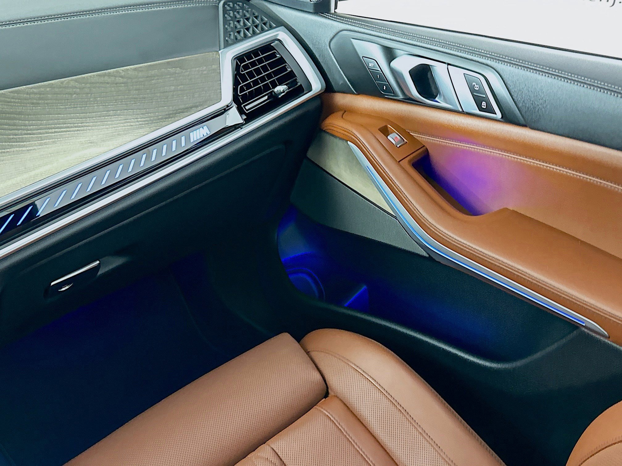 Used 2024 BMW X7 M60i image 22