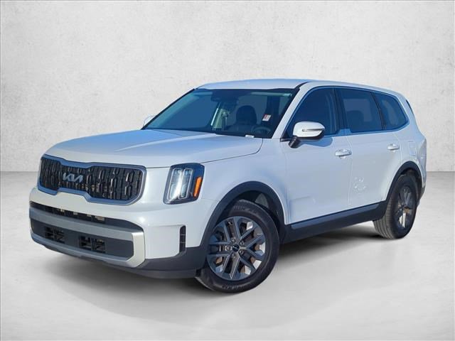 Used 2023 Kia Telluride LX image 1