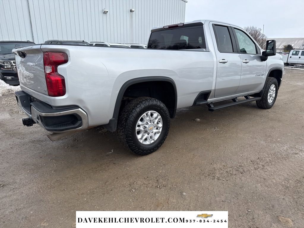 Used 2021 Chevrolet Silverado 2500 LT w/ Convenience Package image 5