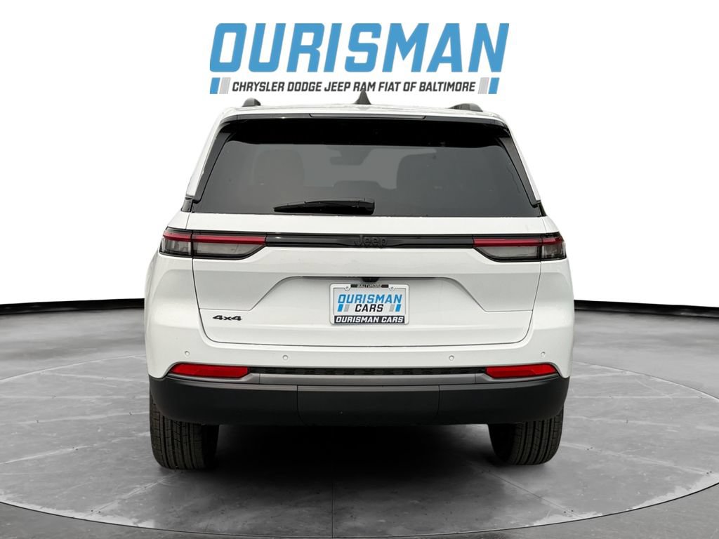 New 2026 Jeep Grand Cherokee Altitude AWD/4WD image 5