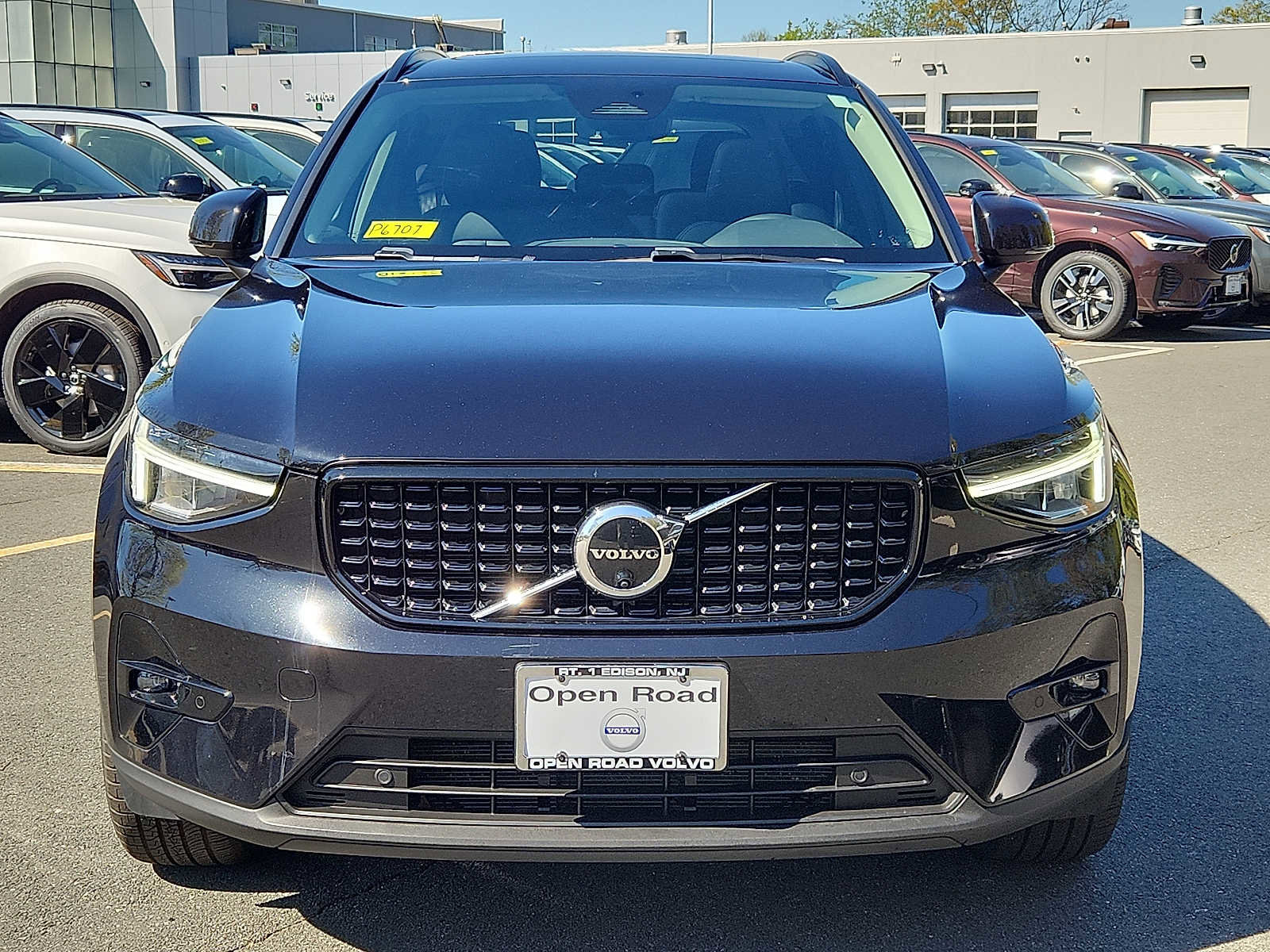 Certified 2023 Volvo XC40 B5 Plus w/ Protection Package Premier AWD/4WD image 2