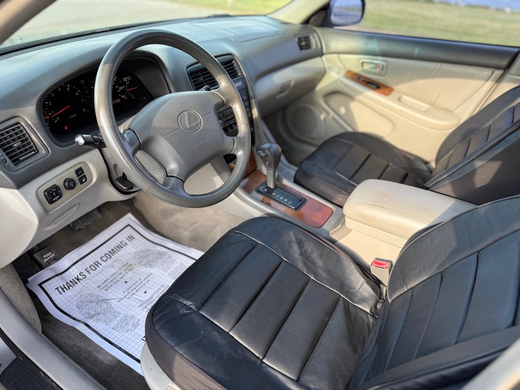 Used 1998 Lexus ES 330 FWD image 9
