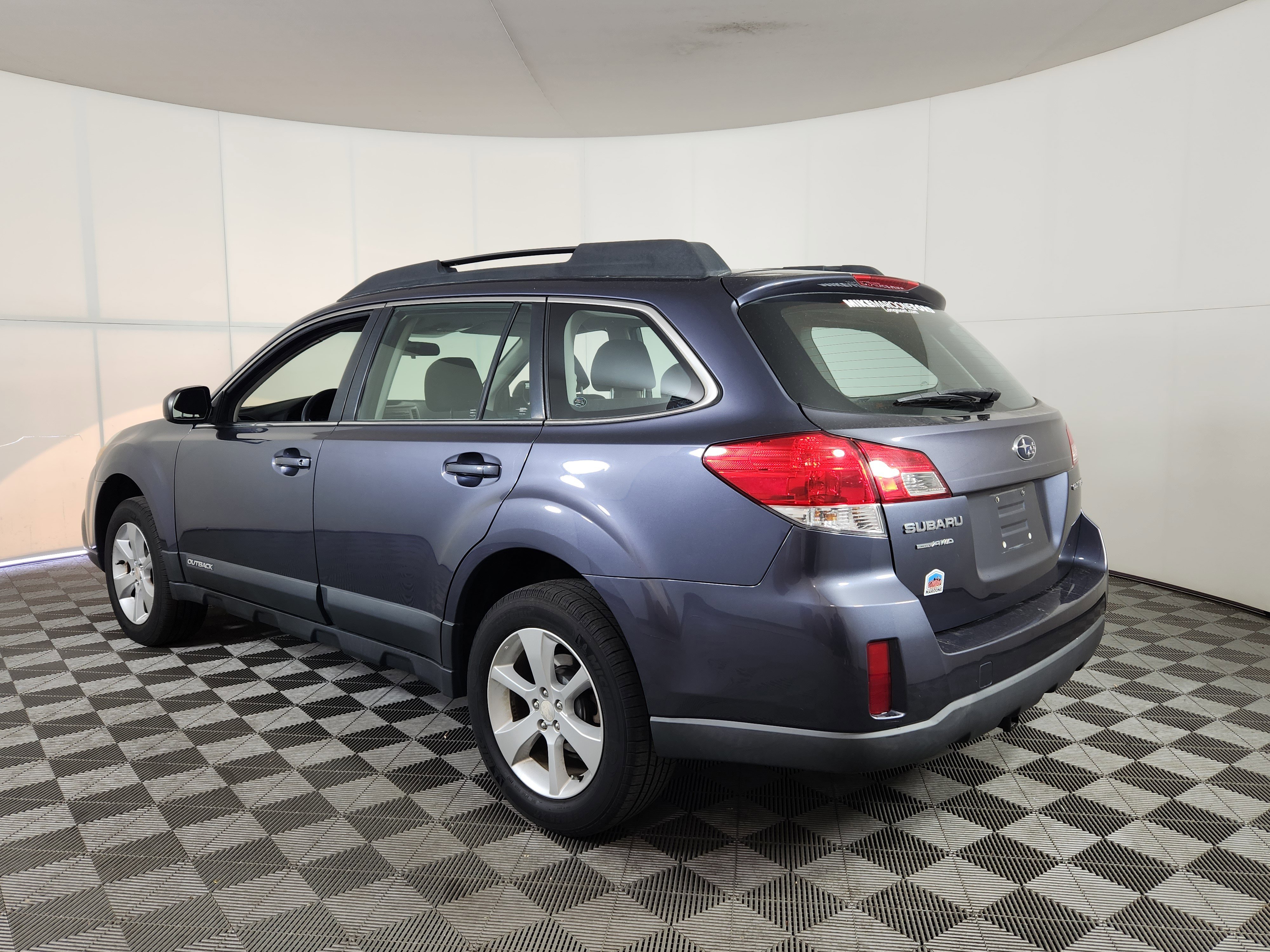Used 2014 Subaru Outback 2.5i AWD/4WD image 5