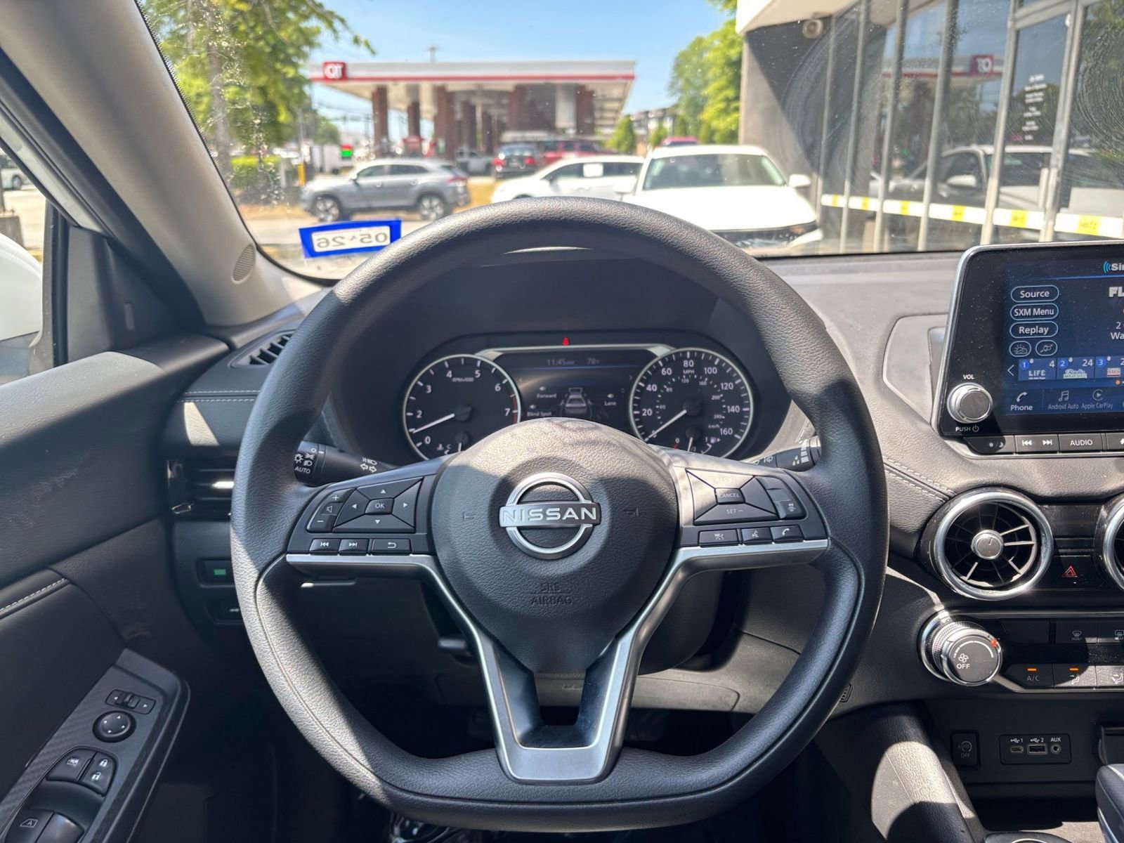 Used 2025 Nissan Sentra SV FWD image 34