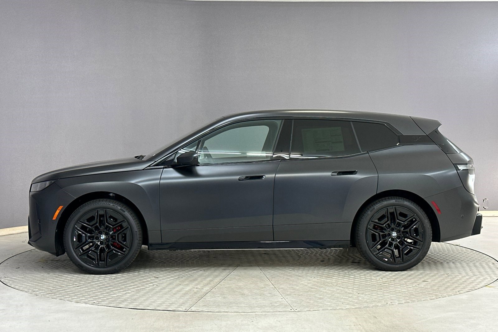 New 2026 BMW iX xDrive45 w/ M Sport Package image 2