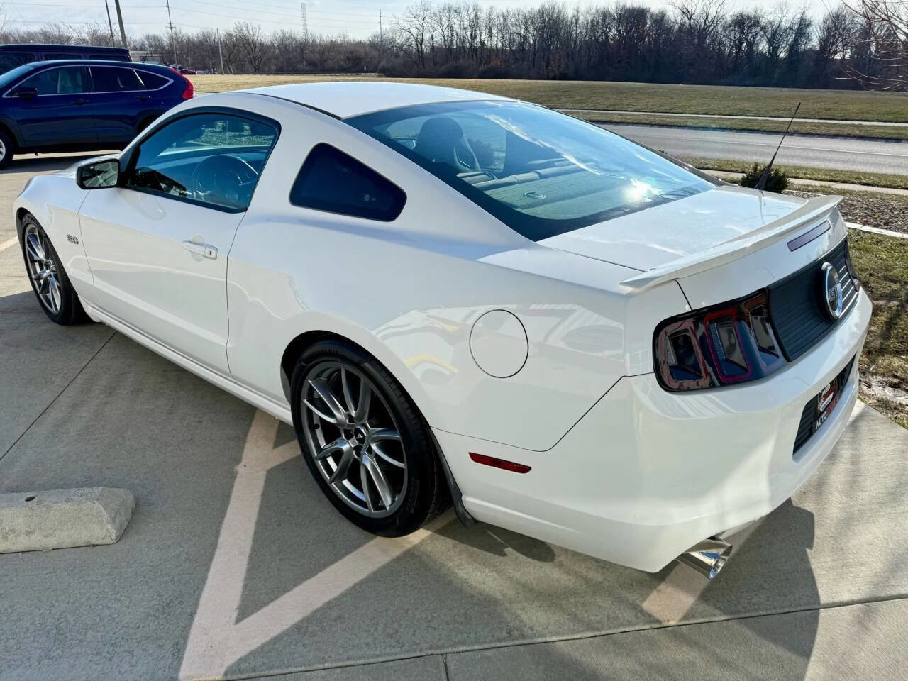 Used 2013 Ford Mustang GT w/ GT Track Pkg RWD image 6