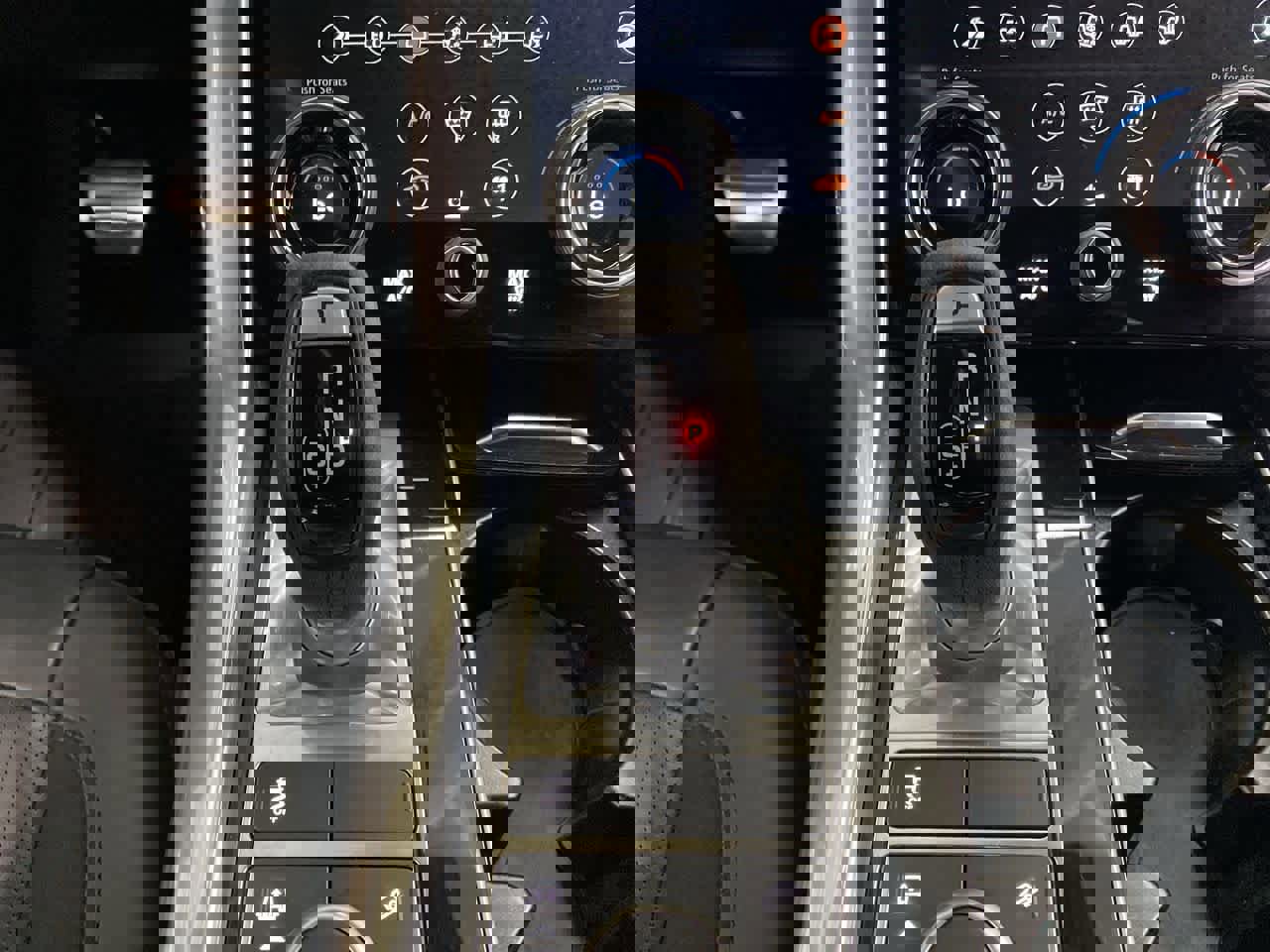 Used 2022 Land Rover Range Rover Sport HST image 27