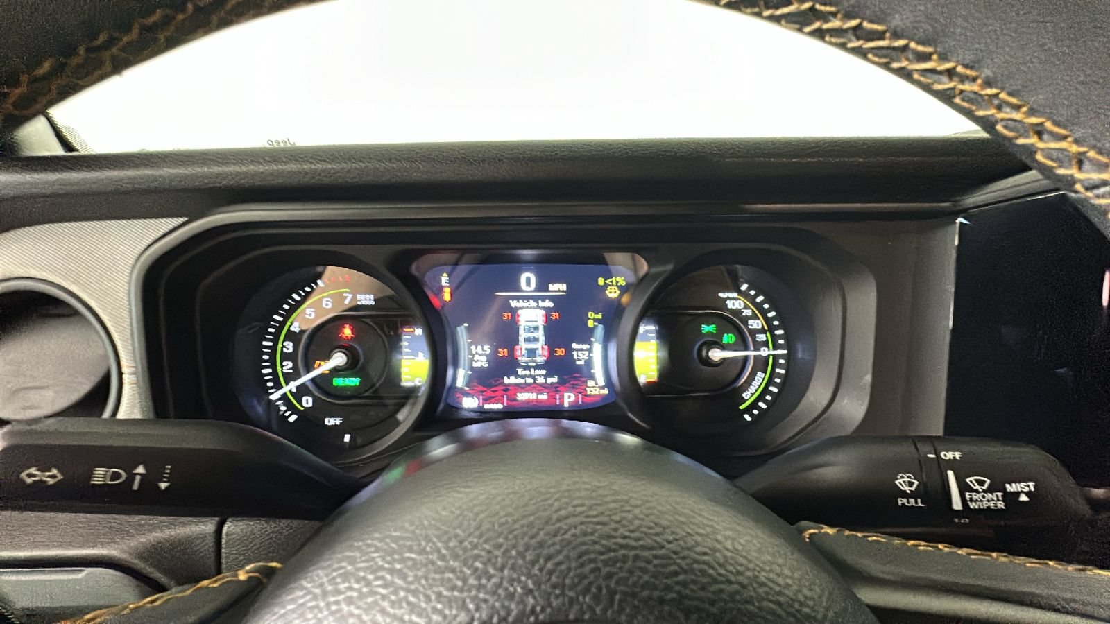 Used 2024 Jeep Wrangler Unlimited w/ Convenience Group AWD/4WD image 21