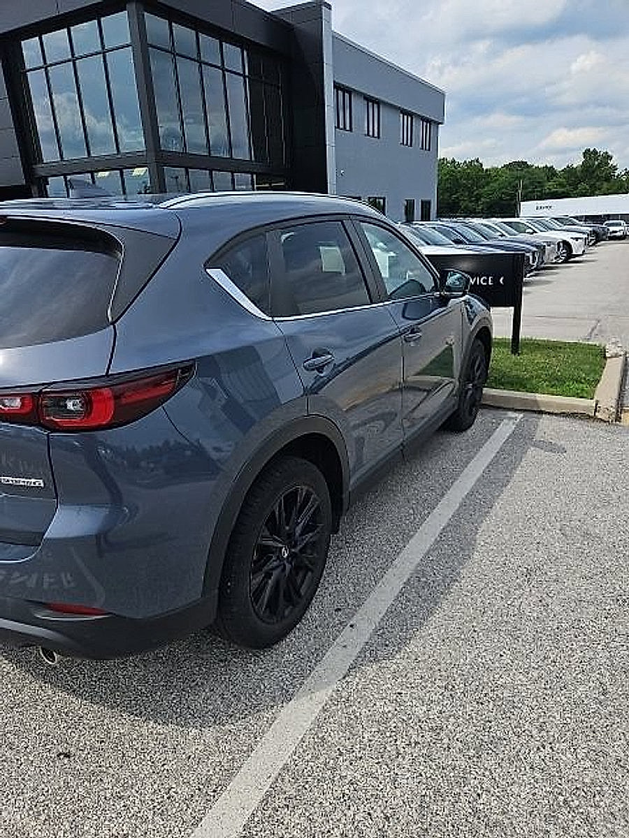 Used 2023 MAZDA CX-5 Carbon Edition AWD/4WD image 6