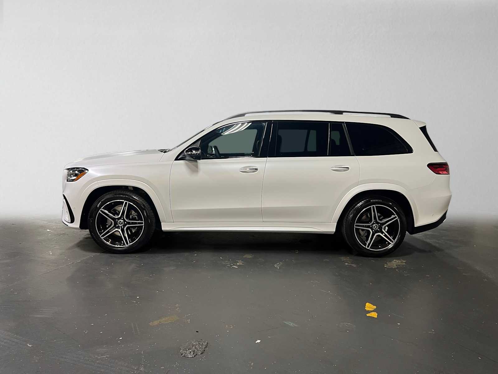 New 2026 Mercedes-Benz GLS 450 4MATIC image 6