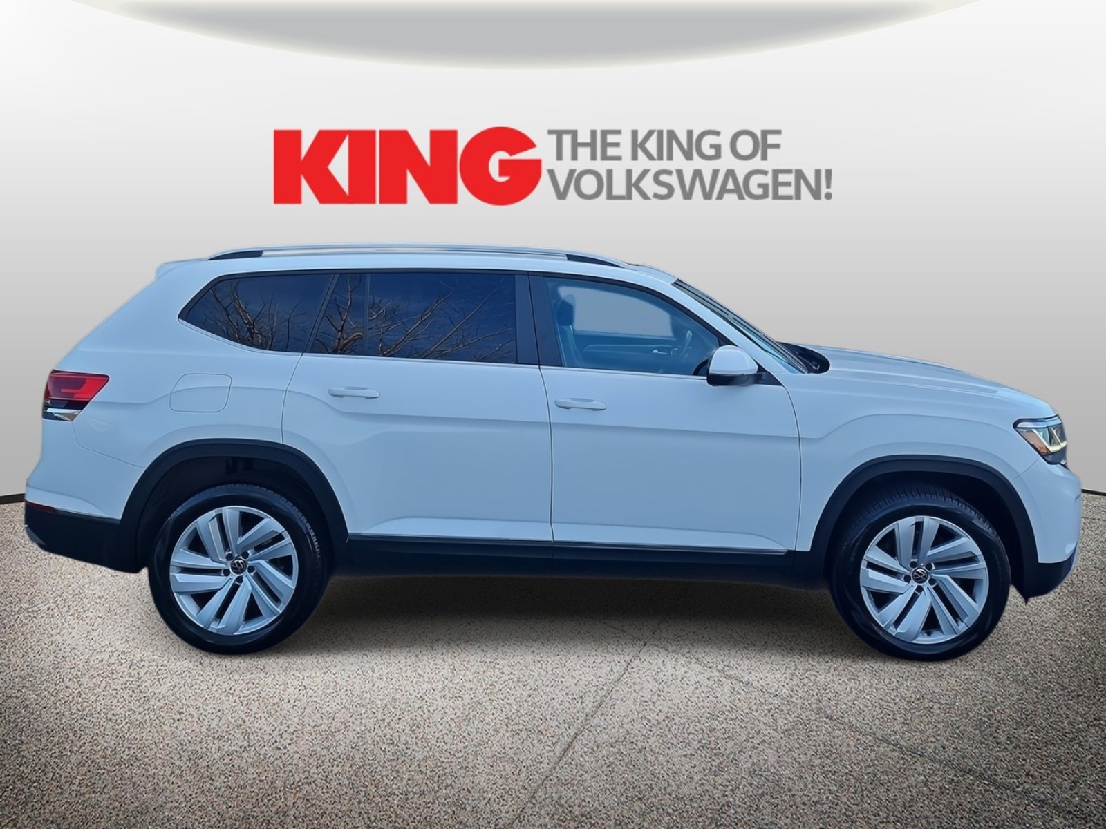 Certified 2021 Volkswagen Atlas SEL image 2