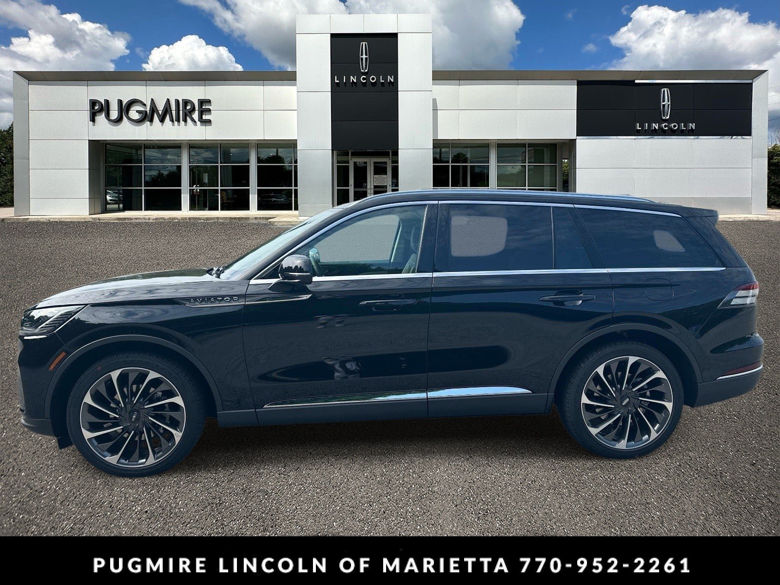 New 2026 Lincoln Aviator Reserve RWD image 4