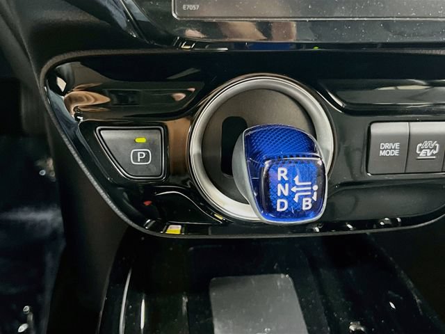 Used 2022 Toyota Prius Prime XLE FWD image 17