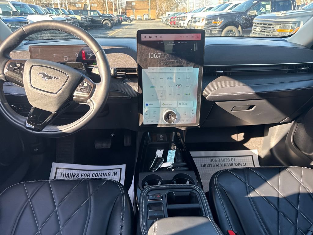 Used 2025 Ford Mustang Mach-E Select w/ Comfort Package Lite image 16