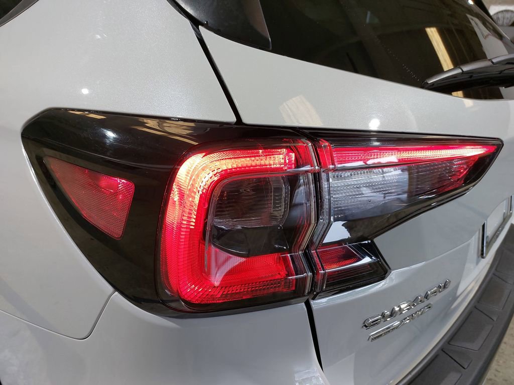 Used 2021 Subaru Outback Touring XT AWD/4WD image 34
