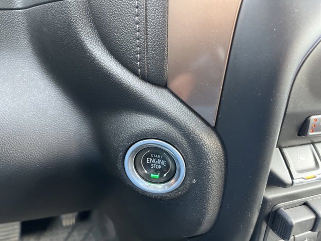 Used 2021 Chevrolet Silverado 1500 High Country image 30