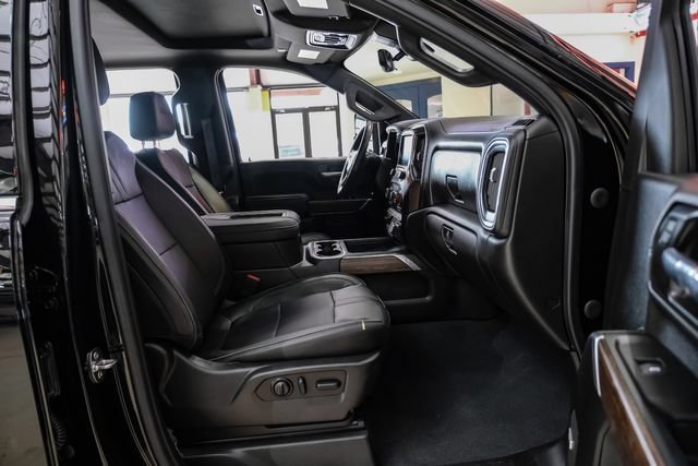 Used 2022 Chevrolet Silverado 3500 High Country w/ Technology Package AWD/4WD image 36