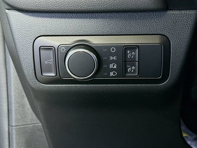 Used 2024 Ford Escape Active FWD image 11