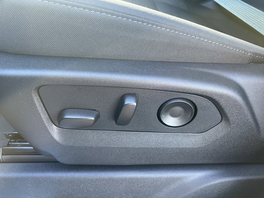 New 2026 Chevrolet Silverado 1500 LT w/ Z71 Off-Road Package image 14