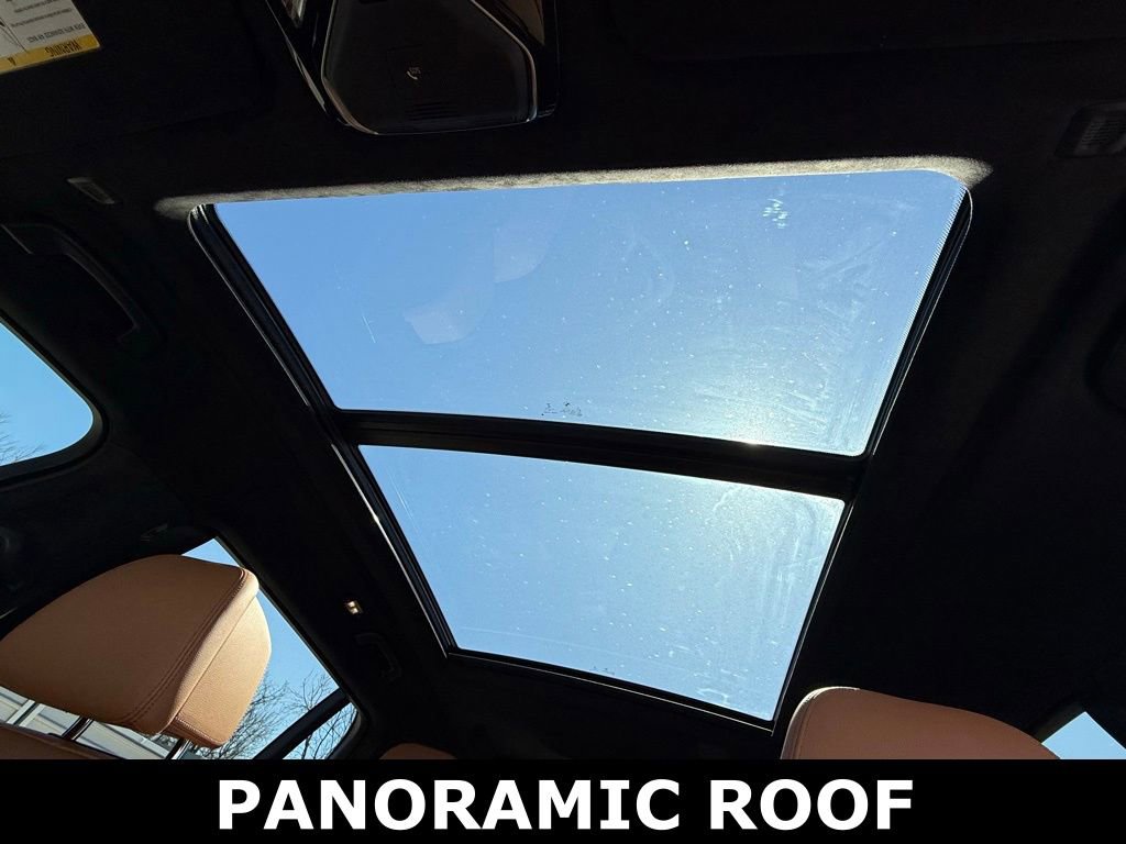 Used 2021 BMW X7 xDrive40i w/ Premium Package image 14