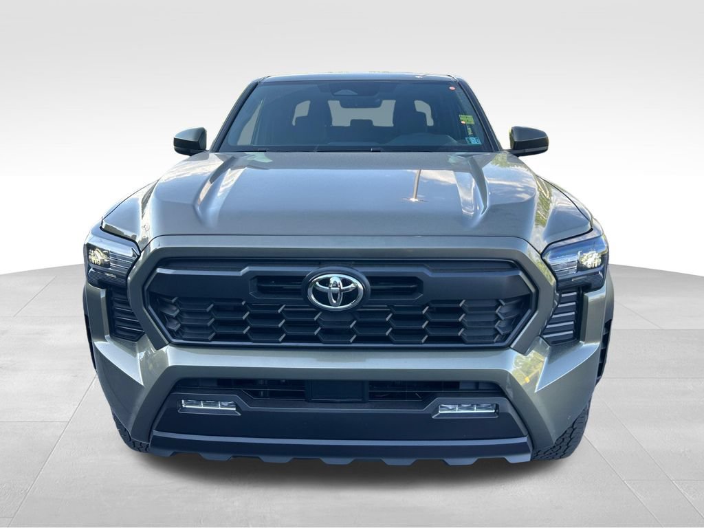 New 2026 Toyota Tacoma TRD Off-Road AWD/4WD image 8