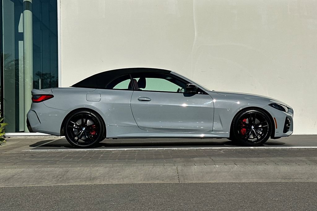 Used 2023 BMW 430i Convertible w/ M Sport Package image 2