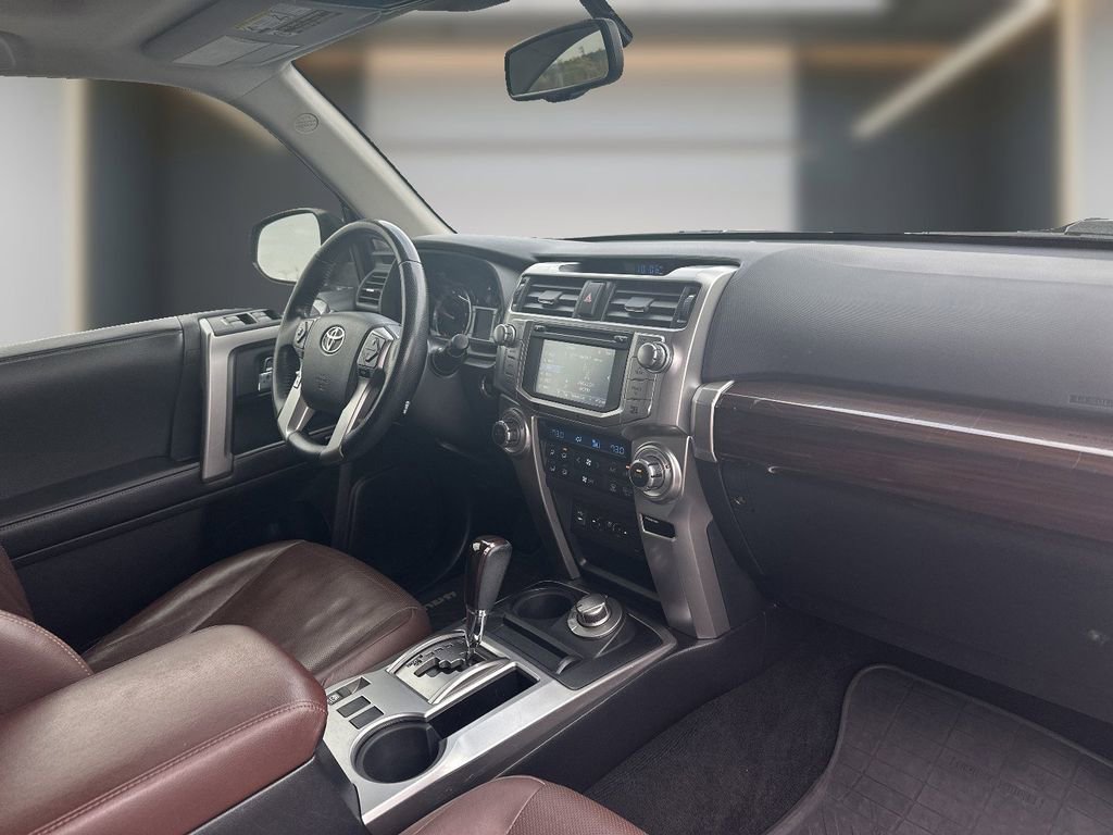 Used 2014 Toyota 4Runner Limited image 6