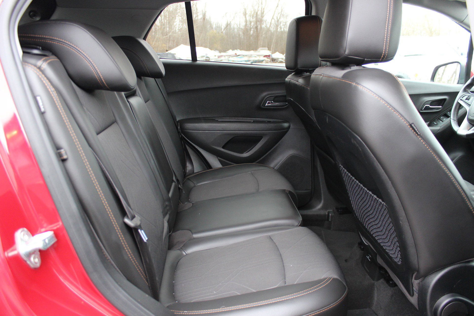 Used 2019 Chevrolet Trax LT w/ LT Convenience Package image 38