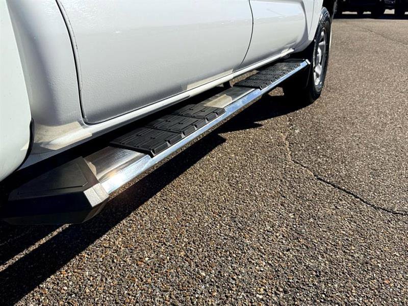 Used 2019 Toyota Tacoma SR image 11