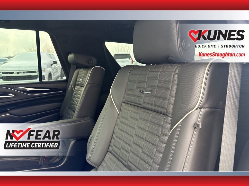 Used 2023 Cadillac Escalade V image 39