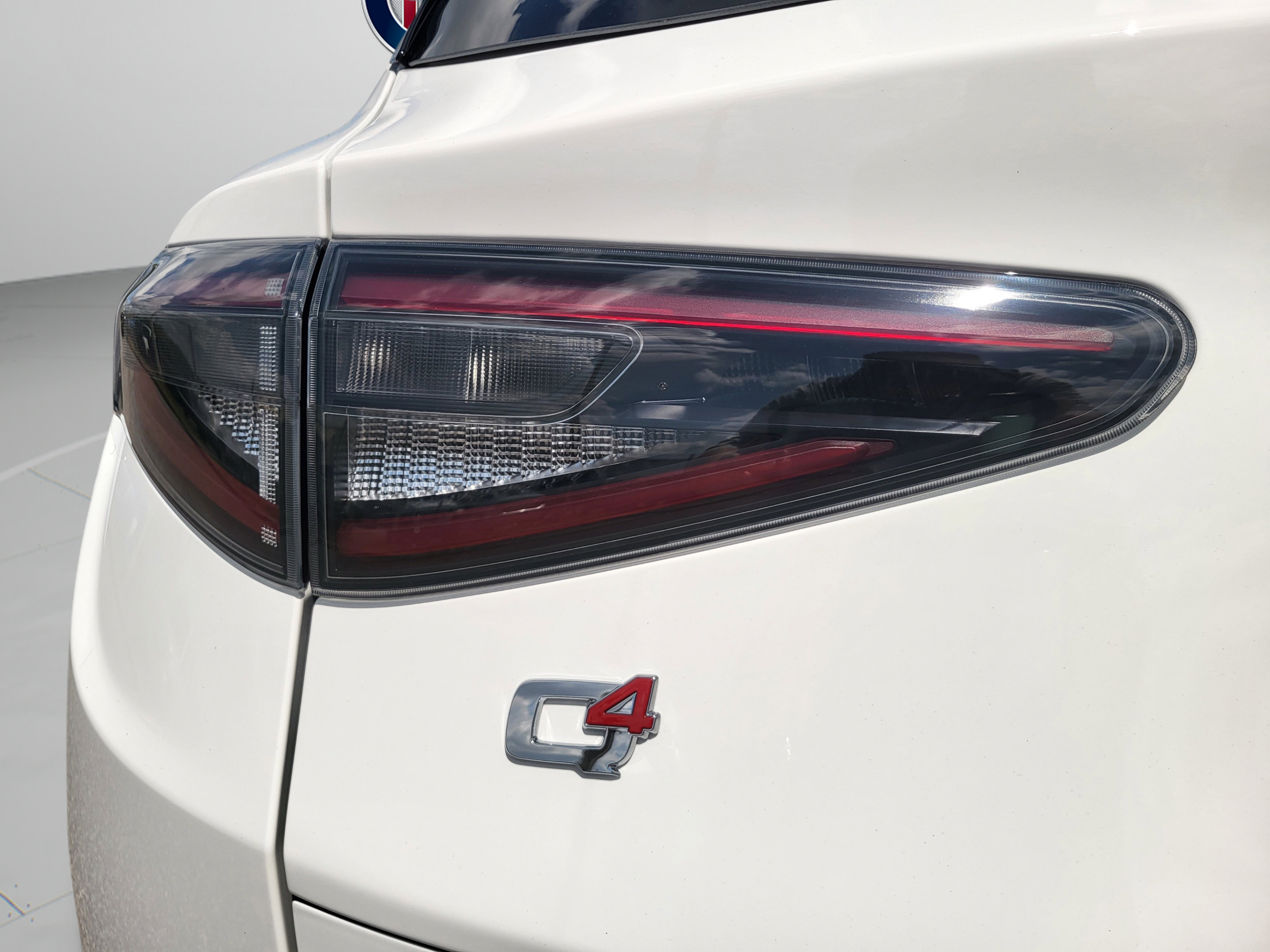 New 2026 Alfa Romeo Stelvio Sprint AWD/4WD image 17