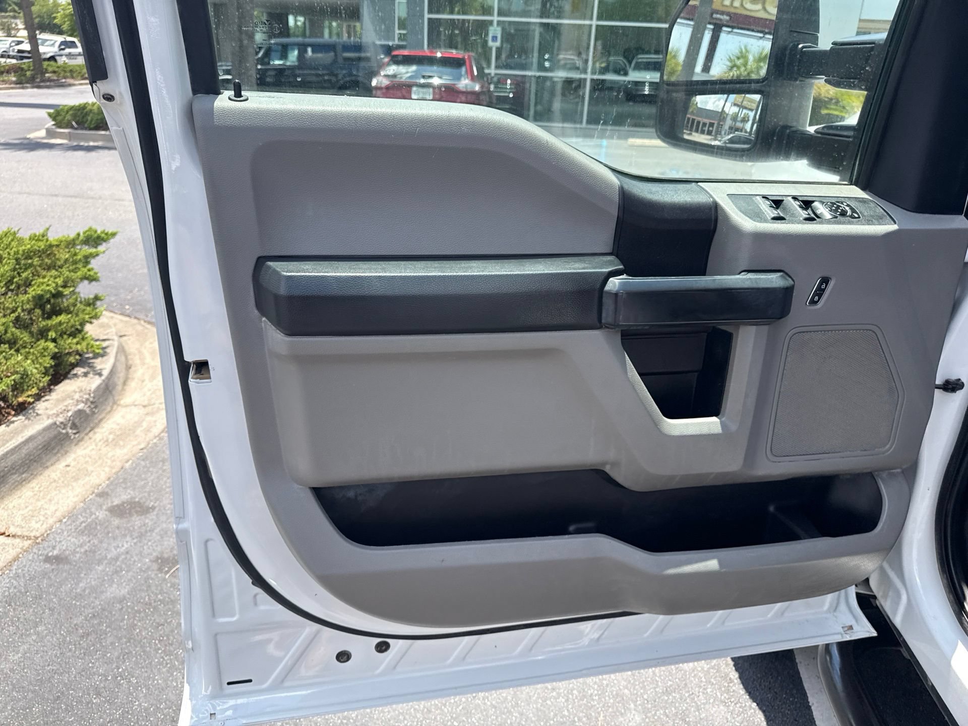 Used 2020 Ford F250 XL w/ Power Equipment Group AWD/4WD image 16
