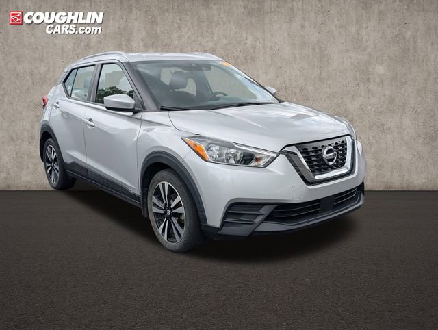 Certified 2020 Nissan Kicks SV FWD image 1