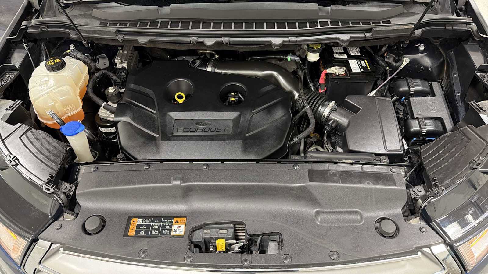 Used 2017 Ford Edge Titanium w/ Equipment Group 301A image 31