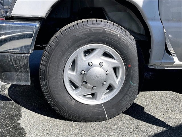 New 2025 Ford E-350 and Econoline 350 XL w/ Power Equipment Group image 10