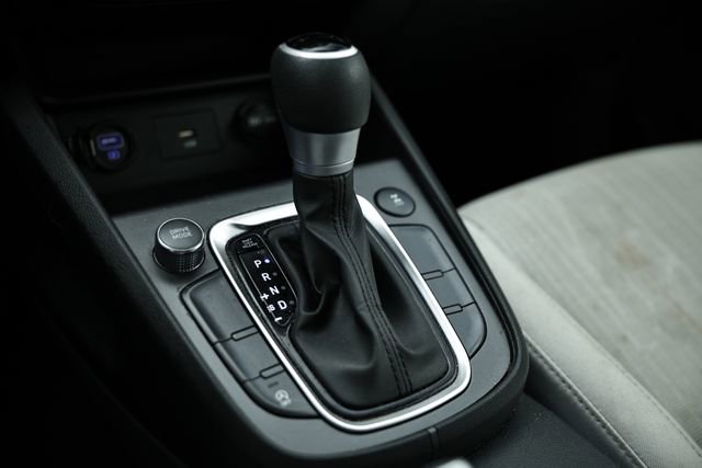 Used 2023 Hyundai Kona SEL image 40