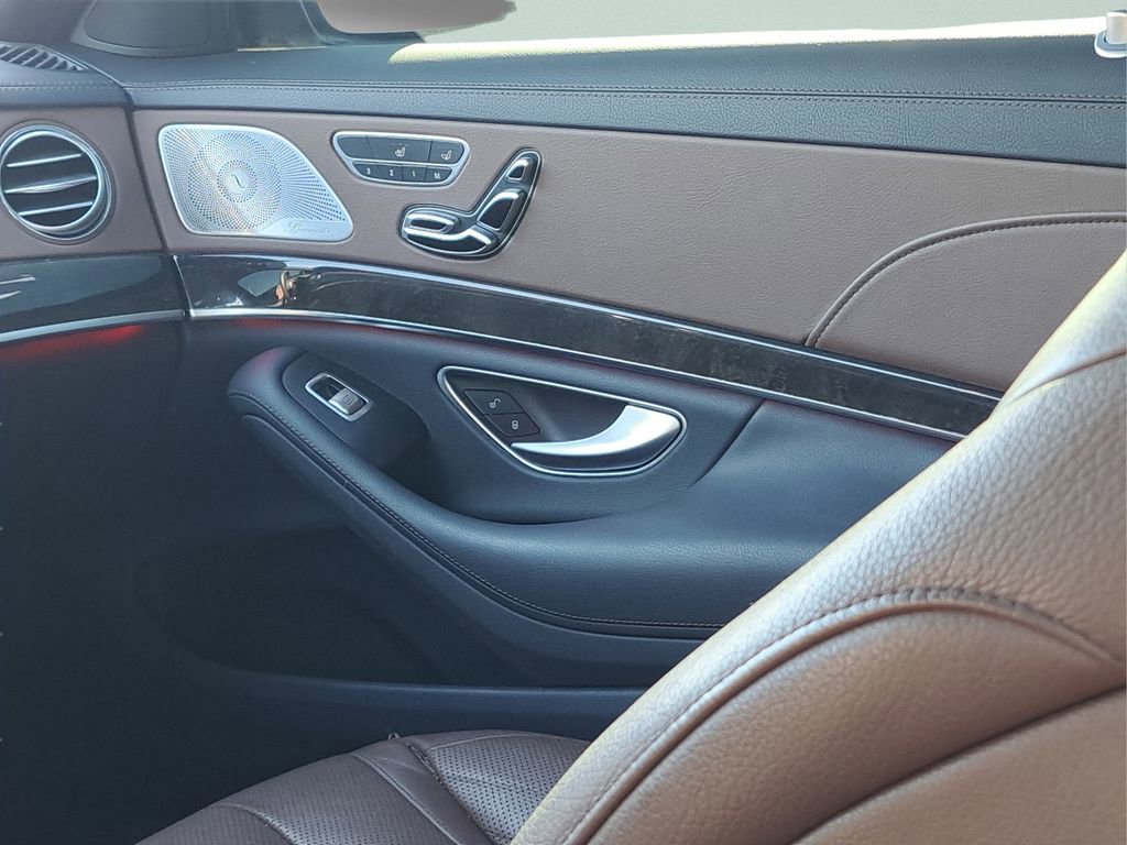 Used 2017 Mercedes-Benz S 550 S 550 image 16