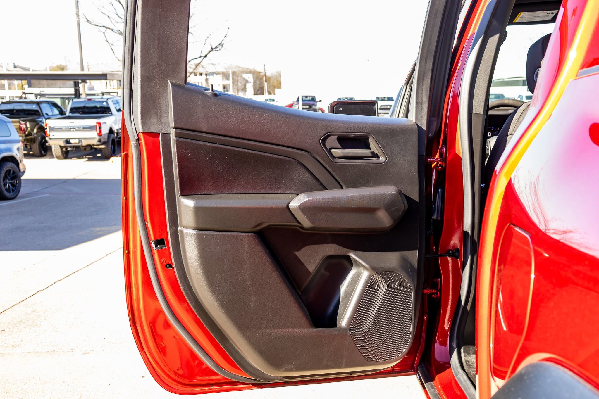 Used 2023 Chevrolet Colorado Trail Boss w/ Technology Package AWD/4WD image 35